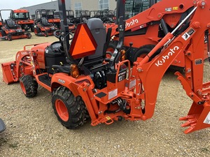 Chargeuse sur pneus Kubota Bx23s diesel puissante d'occasion, entièrement équipée avec accessoires optionnels, à vendre - Product Image 1