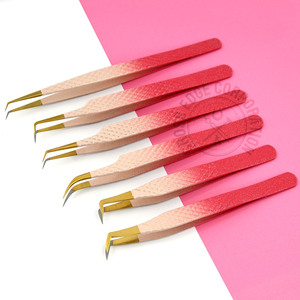 คุณภาพระดับท็อป 90 °   แหนบต่อขนตา Boot Volume Lash Tweezers แบบมีไฟเบอร์กริป น้ำหนักเบา ใช้งานง่าย แยกเส้นขนตาได้ดี - Product Image 1