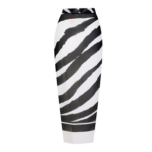2025 européen américain femmes une <span class=keywords><strong>pièce</strong></span> taille haute <span class=keywords><strong>Bandeau</strong></span> <span class=keywords><strong>maillot</strong></span> <span class=keywords><strong>de</strong></span> <span class=keywords><strong>bain</strong></span> une épaule volants mince longue jupe à la main rayé - Product Image 4