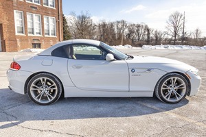 2014 B-M-W Z-4 s-D-r-i-v-e-35-i - Product Image 2