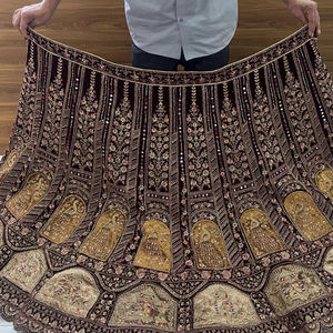 Ensemble Lehenga en velours de créateur pour commandes en gros Jupe de 4 mètres de chemisier de style jarkan lourd à broder et à échanger - Product Image 1