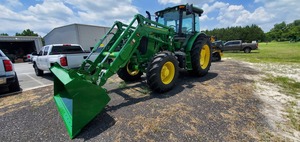 Offre en gros au meilleur prix pour le tracteur John Deere 6120E en stock et prêt pour une livraison rapide, moteur neuf et d'occasion - Product Image 4