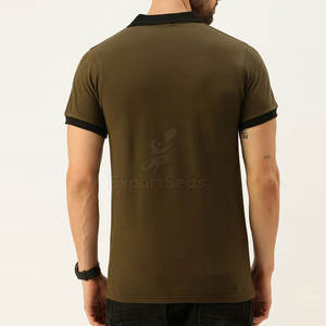 Polo informal con sensación ligera y diseño moderno de manga corta de talla grande con Cuello clásico - Product Image 3