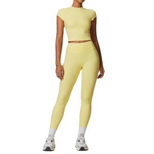 Ensemble de leggings de yoga 2 pièces pour femmes, logo sur le devant, respirant et à séchage rapide, en spandex/polyester, vêtements de sport pour la salle de sport - Product Image 1