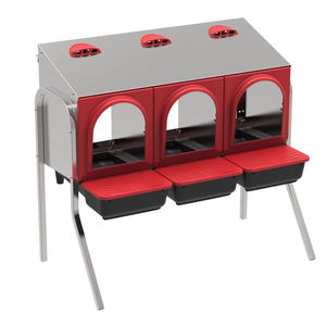 Nid de pose intérieur à 3 départements en platine avec pattes pour l'élevage d'animaux - Product Image 1