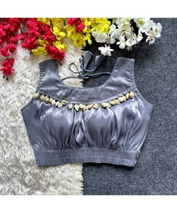 Salwar Kameez pakistanaise pour filles en style fourche blanche avec coton de pelouse et costume trois pièces comme robe de soirée modeste - Product Image 4