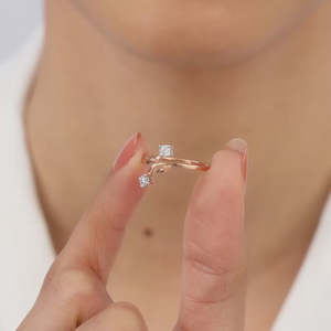 Bagues à la mode incrustées d'Anthos en or rose, coupe princesse sans ternissement avec taille libre, design élégant et tendance - Product Image 1