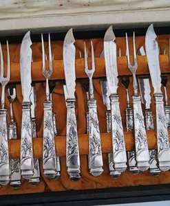 Ensemble d'argenterie de restaurant d'hôtel en acier inoxydable avec finition en marbre et argent, parfait pour un repas élégant et un service de fromage - Product Image 2