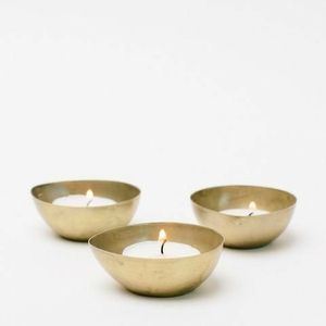 latest Lotus design candle holder Tea light holder for Diwali Gold candle stand for events premium candle holders - Product Image 1
