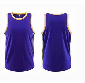 2024 dernière conception de maillot de basket-ball uniforme réversible imprimé en usine personnalisé en noir et orange pour l'équipe de club de basket-ball des États-Unis - Product Image 4