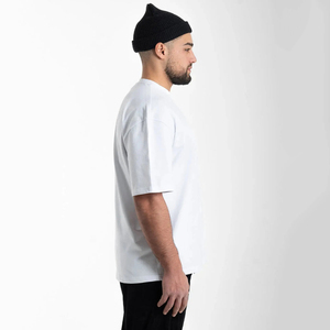 T-shirt oversize pour homme à épaules tombantes 240 GSM, coton lourd de haute qualité, streetwear personnalisé, 100% coton, poids lourd - Product Image 3
