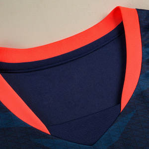 Uniforme de Fútbol de Poliéster de Alta Calidad, Diseño Nuevo, Precio Bajo, Superventas, Transpirable y Personalizable, Servicio OEM - Product Image 3