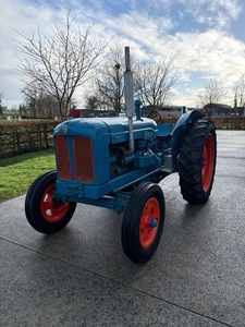 Tractor Fordson Major de 85HP en perfecto estado con motor, caja de cambios y bomba - Product Image 4