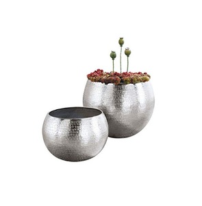 Nouveau design de vases en métal et aluminium martelé Design personnalisé Taille personnalisée pour la maison, l'hôtel, le bureau et les restaurants Table - Product Image 1