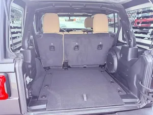 จี๊ป แรงเลอร์ อันลิมิเต็ด ซาฮาร่า ปี 2022 - Product Image 6