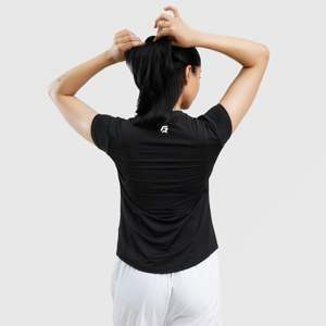 เสื้อยืดแขนสั้นทรงสปอร์ต W124 สีดำ ผลิตจากผ้าถัก - Product Image 2