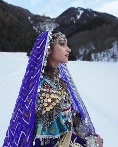 Robe de mariage ethnique traditionnelle pakistanaise pashtun vintage, longue, à manches longues, personnalisable, faite à la main - Product Image 6