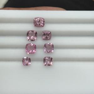 Coussin de pierre de naissance d'août Pierres précieuses rubis spinelle rose naturel Variété de taille libre en vrac pour la fabrication de bijoux - Product Image 5
