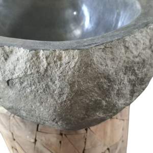 Lavabo de salle de bain de luxe minimaliste en marbre II, fait à la main, design moderne, Indonésie - Product Image 3