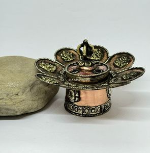 Brûleurs d'encens Lotus en cuivre antique avec support - Product Image 3