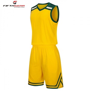 Maillot de basket-ball d'été décontracté athlétique imprimé personnalisé respirant de grande taille pour hommes avec vêtements de sport en maille pour la salle de sport et le basket-ball - Product Image 2