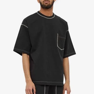 T-shirt personnalisé pour homme, grande taille, 100% coton, col oversize, manches courtes, couleur noire, surpiqûres contrastées, avec poche, écologique - Product Image 6