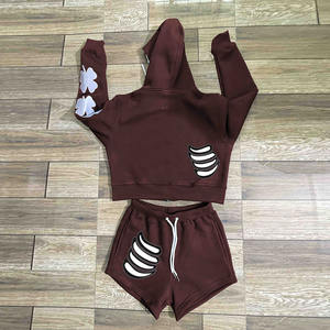 Conjunto de Sudadera con Capucha y Pantalones Cortos para Hombre de la Mejor Calidad, Color Liso, Manga Larga, Ropa Urbana con Logotipo Personalizado - Product Image 1