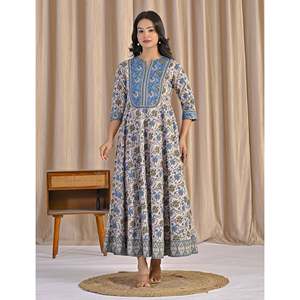 Robe Anarkali bleu gris à imprimé floral fait main, style ethnique estival en coton doux, motif floral brodé à la main - Product Image 4