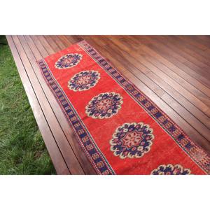 พรมวินเทจตุรกี ขนาด 2.6x7.9 ฟุต (78x242 ซม.) พรมขนสัตว์สีแดง - Product Image 3