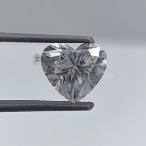 Forma de corazón blanco 1.0ct Moissanite Diamante suelto Corte a mano 20.0ct Joyería hecha a mano certificada - Product Image 1
