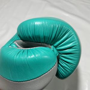 Gants de boxe à prix réduit Kickboxing Punching Sac lourd Gants de boxe en cuir d'entraînement Gants de boxe mexicains professionnels 16oz - Product Image 5