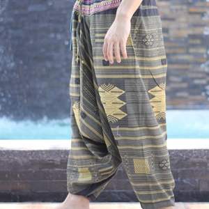 Pantalon d'été léger 100% coton respirant et écologique Style Mhong fermeture à taille élastique pantalon tribal en toile décontracté - Product Image 4