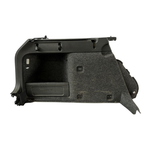 Panneau de coffre arrière gauche CPW SKODA Octavia S.Wagon 5ème Série (5E5) (16>20) 5E9867427AK Bifuel/Méthane 1.4 - Product Image 1