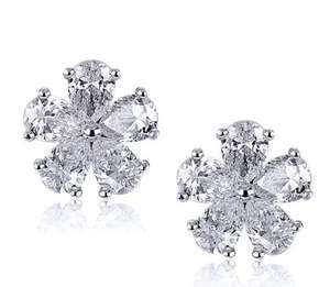 ต่างหูเพชรโมอิสสีขาวรูปลูกแพร์ต่างหูออกแบบตามสั่งสำหรับชุดราตรี - Product Image 1