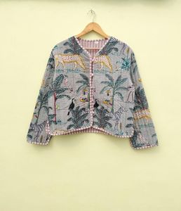 เสื้อโค้ทผ้าฝ้ายอินเดียทำด้วยมือสำหรับผู้หญิงแจ็คเก็ตท่อลายดอกไม้แบบกลับด้านได้ - Product Image 1