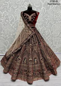 Traje de diseñador de calidad de exportación India Velvet Lehenga Choli & Dupatta con hilo bordado Lentejuelas Chapat Zari Work para la venta - Product Image 4