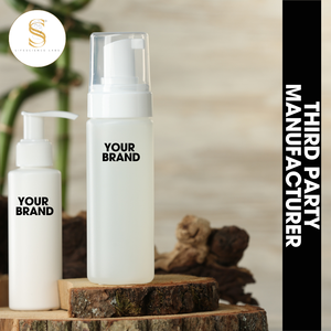 Nettoyant Visage Liquide Moussant Hydratant et Éclaircissant au Curcuma Bio Végétalien et à la Centella, Acides Aminés, pour Peaux Sèches et Grasses, Marque Blanche - Product Image 5