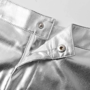 Shorts noirs en cuir véritable de haute qualité pour femmes, design unique, respirants, coupe-vent, imperméables, taille haute, avec revêtement PU - Product Image 5