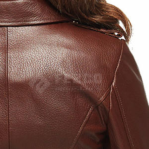 Chaqueta de mujer al por mayor hecha en fábrica, chaqueta de cuero suave de alta calidad hecha a medida para mujer - Product Image 6