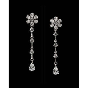 Pendientes de Plata de Ley 925 con Diseño de Flor Anaya, Chapados en Oro con Detalles de Perlas y Diamantes, Ideales para Bodas y Fiestas - Product Image 2