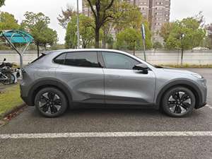 2026 520Lite Édition Purement Électrique SUV Compact à Propulsion Arrière, Sans Accident et Prêt à l'emploi, Fabriqué au Japon - Product Image 5