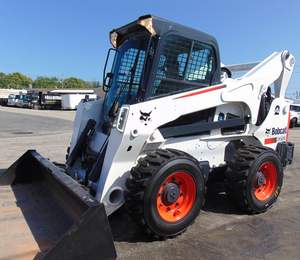 Cargadora de ruedas de alta calidad TURBO 100HP, cargadora de dirección deslizante en buenas condiciones con bajas horas de trabajo - Product Image 1