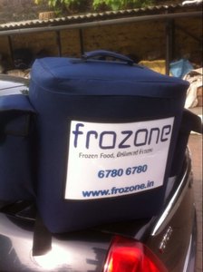 2025 Fabricante mundial Cajas térmicas traseras para motocicletas para entrega de alimentos Transporte de pizzas Alimentos Comestibles Coches en el mercado indio - Product Image 3