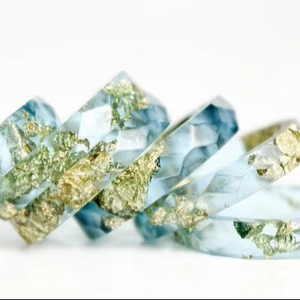 ACCESORIO Joyería Resina Acrílico Pulsera Brazalete Exagerado Deslumbrante Multicolor Ancho Irregular Cuadrado Acrílico Pulseras Para Mujeres - Product Image 1