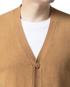 เสื้อคาร์ดิแกนถักไหมพรมผู้ชาย คอวี ติดกระดุม แขนลายทาง สวมใส่สบาย อุ่น เหมาะสำหรับฤดูหนาว - Product Image 4