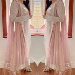 Elegante Pent con Dupatta Set para mujer Elegante traje étnico para ocasiones festivas Fiestas y comodidad de uso diario - Product Image 2