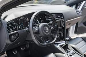 VOLKSWAGEN GOLF R 2016 D'OCCASION, CONDUITE À GAUCHE/DROITE - Product Image 3