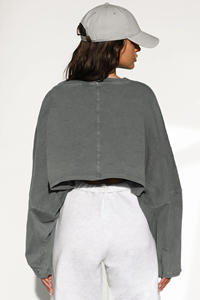 Sudadera de cuello redondo superior de manga larga de estilo profesional para mujer al por mayor de fábrica, sudaderas con capucha personalizadas cortas atléticas para mujer - Product Image 3