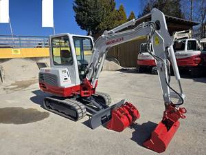 Mini-excavatrice Takeuchi TB228 de 2,8 tonnes, 24,4 CV, diesel, profondeur de creusement de 2,55 m, force de rupture de 27,1 kN, excavatrice hydraulique compacte - Product Image 4