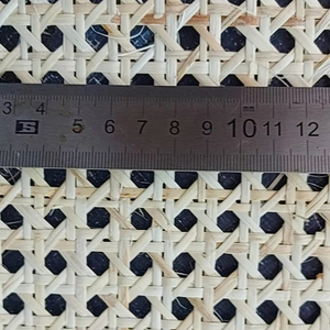 Rouleau de maille naturelle de sangle de canne de rotin du Vietnam pour Boho chaise armoire meubles décor artisanat fait main - Product Image 1